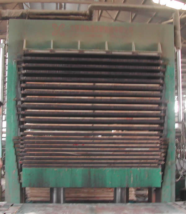 --Plywood factory equipment06